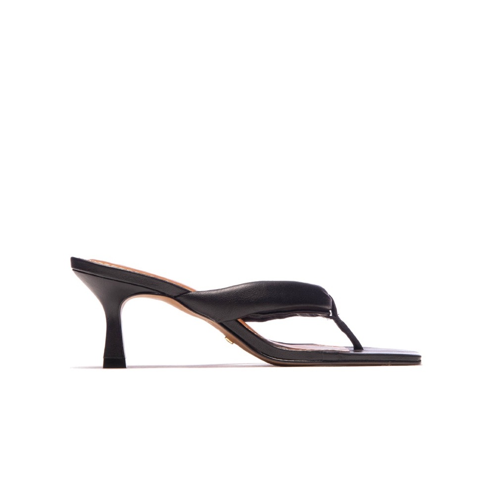 Lintervalle Black Leather Womens Flip flop Heel